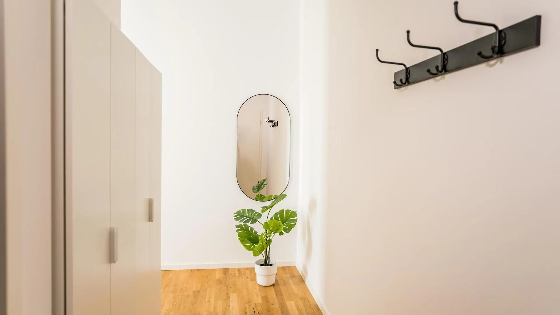 Homaris Apartments Schlueterstrasse Берлин