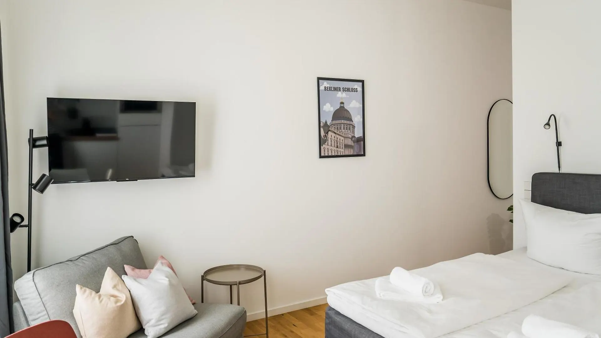 Homaris Apartments Schlueterstrasse Берлин
