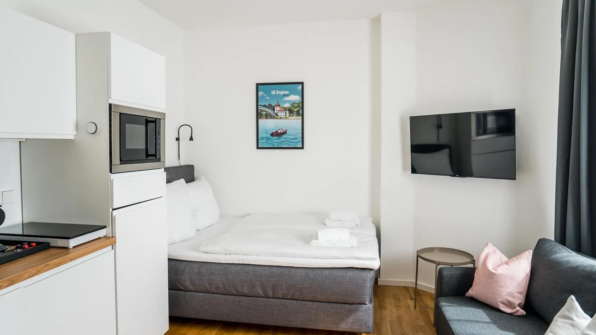 Homaris Apartments Schlueterstrasse Берлин